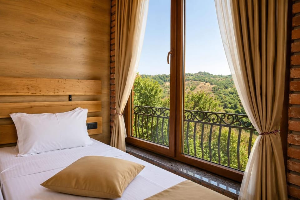 Bujtina Ajazi Bed and Breakfast in Tirana County, Albania