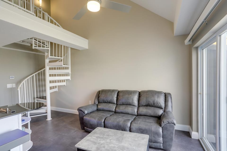 Waterfront Middle Bass Condo w/ Lake Erie Views! House in Lake Erie