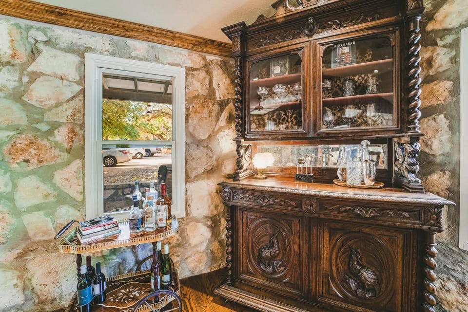 Coffee/tea facilities, Kitchen or kitchenette