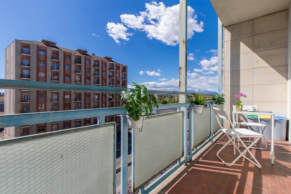 Bright & Lovely flat M1 Carducci Molinette 250m Apartment in Turin