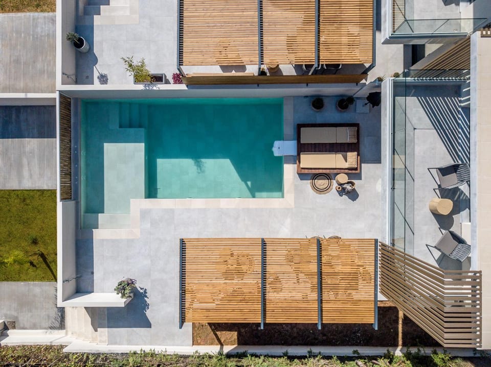 Balcony/Terrace, Swimming pool, Swimming pool