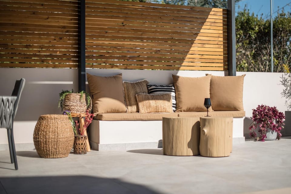 Seating area, Swimming pool