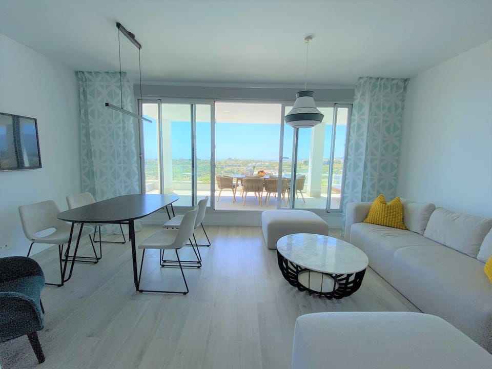 Balcony/Terrace, Living room, Dining area, Evening entertainment