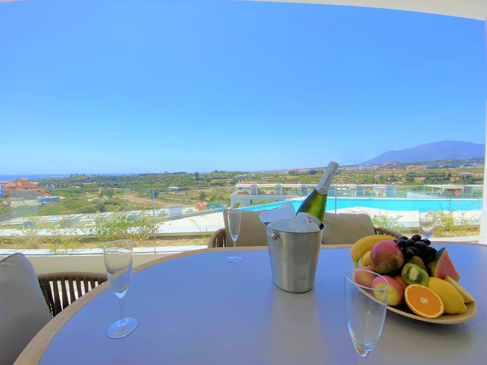 Natural landscape, Balcony/Terrace, Dining area, Mountain view, Pool view, Sea view, Swimming pool, Breakfast