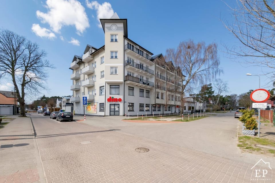Property building, Neighbourhood
