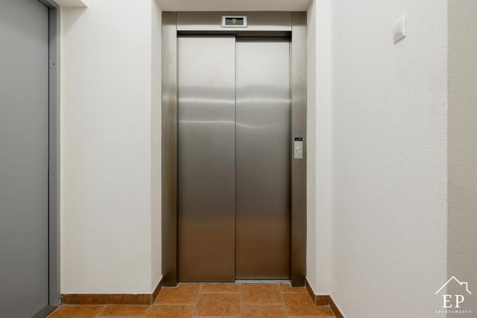 elevator