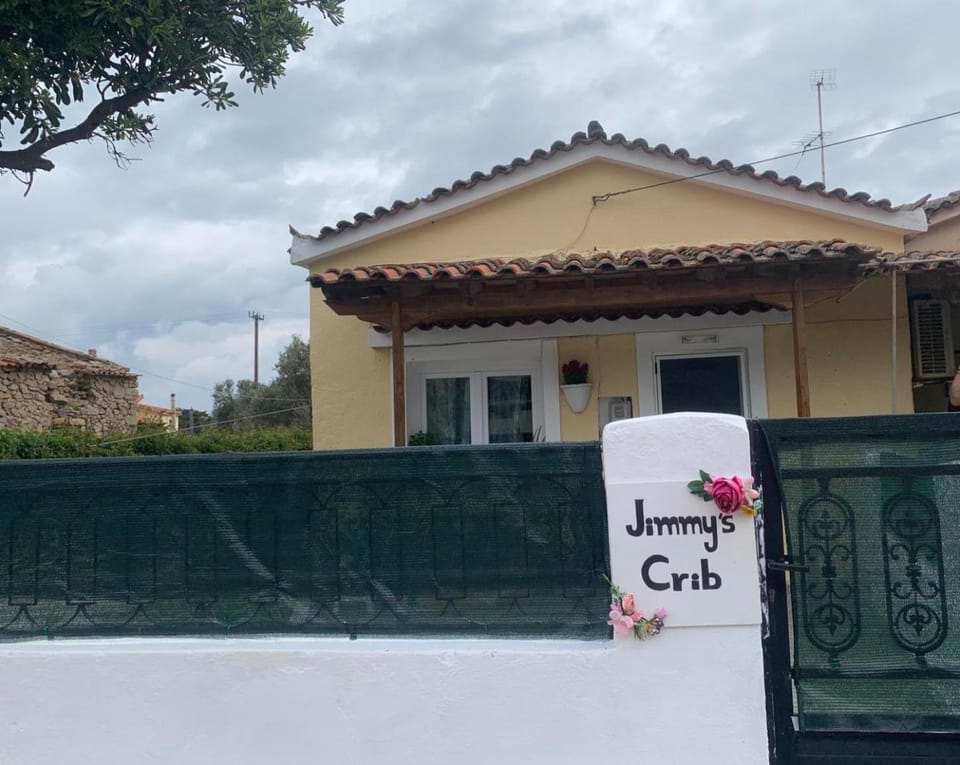 Jimmy's Crib House in Decentralized Administration of the Aegean