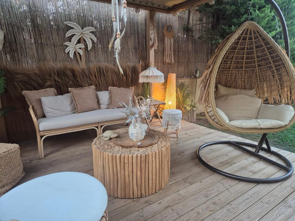 Grand Villa Nefeli - Private Sauna & Jacuzzi Villa in Decentralized Administration of Attica