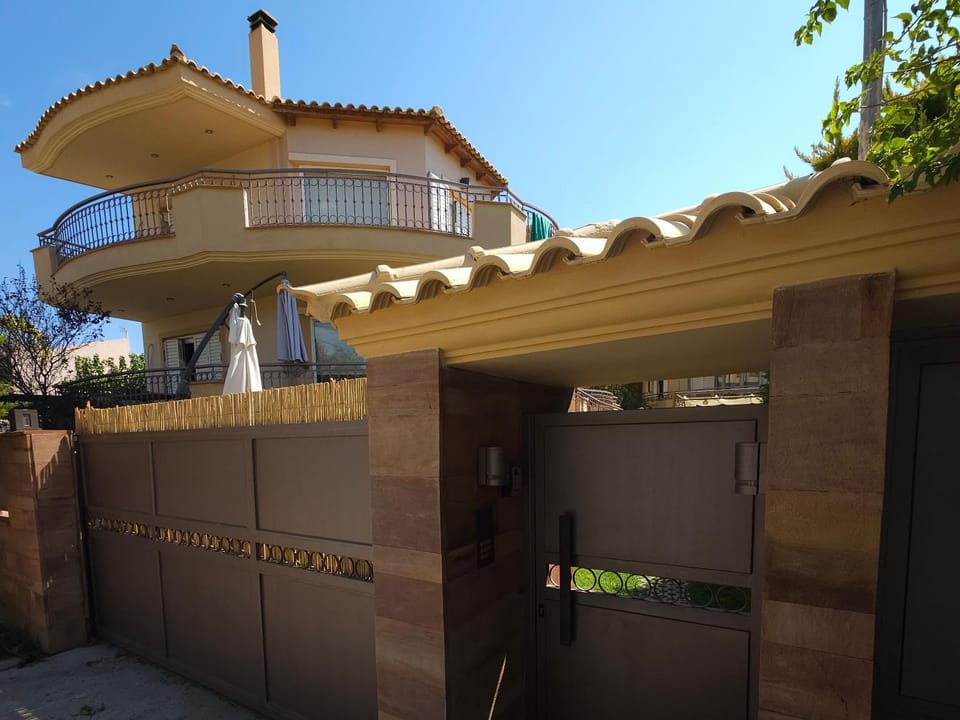 Grand Villa Nefeli - Private Jacuzzi Villa in East Attica Regional Unit, Greece