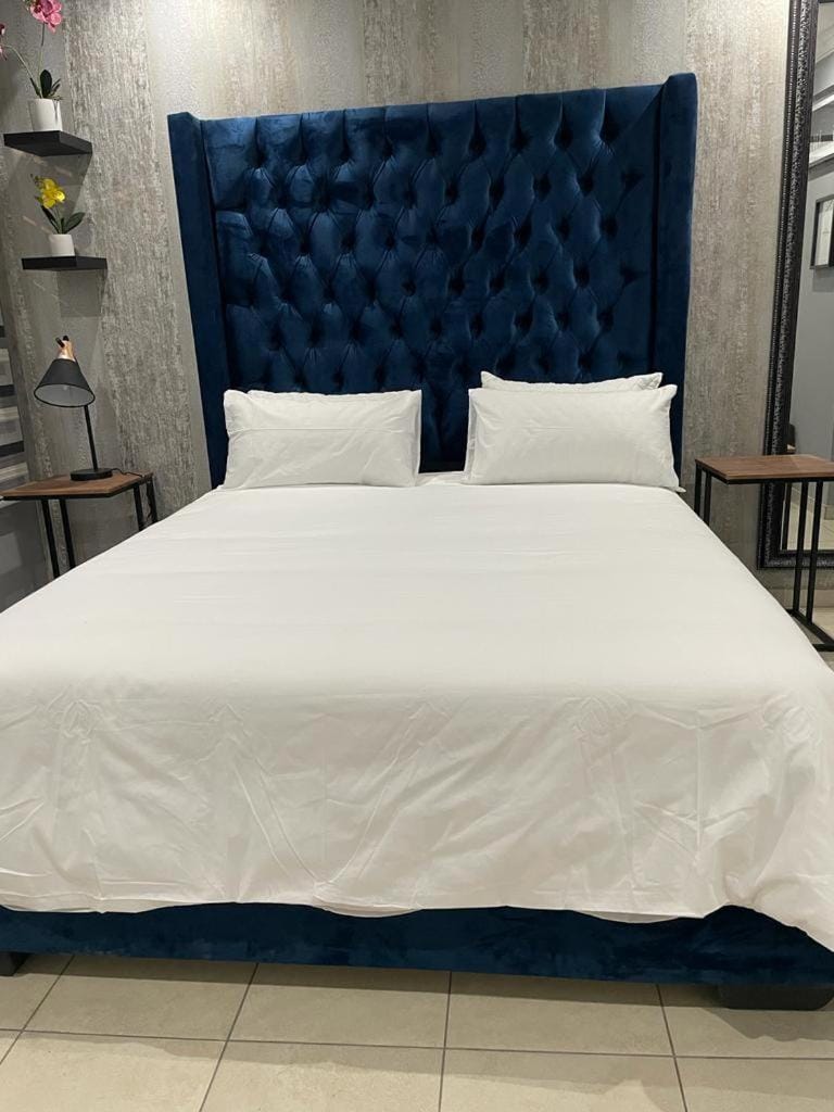Yello guest house Bed and Breakfast in Gauteng