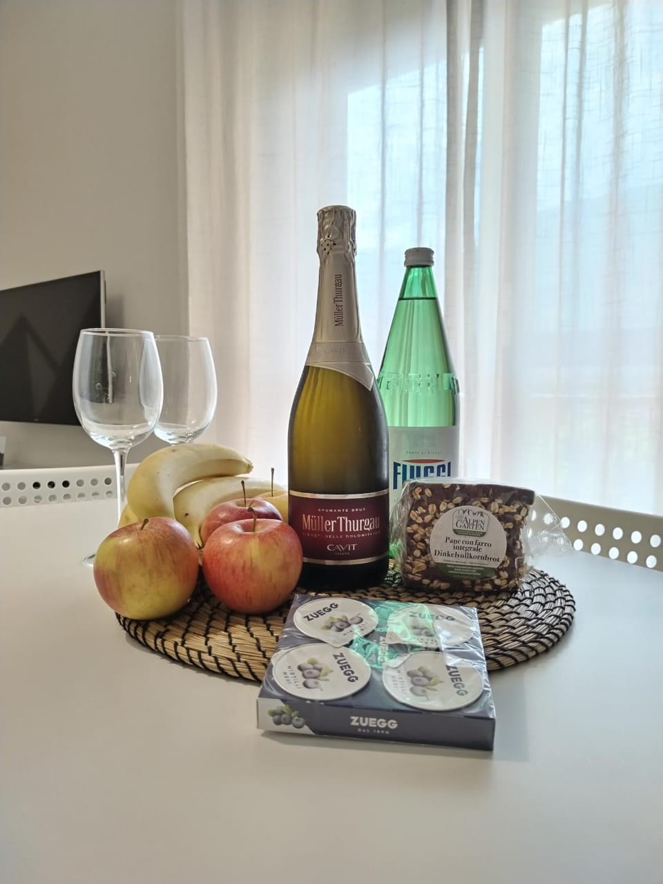 Food and drinks