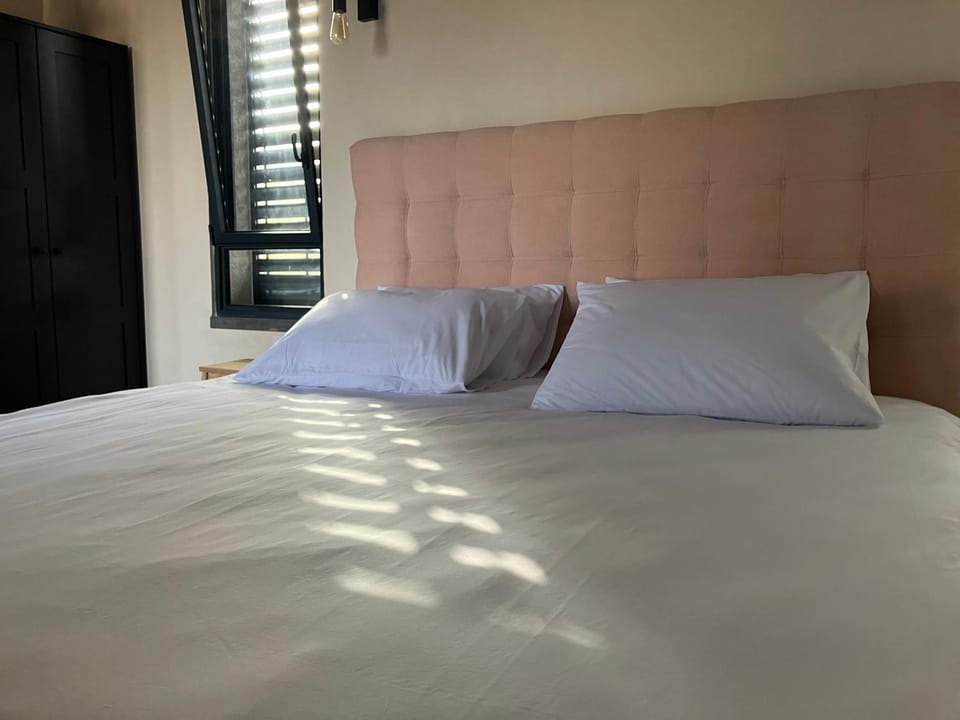 בסנדלים: חאן בוטיק בגולן Nature lodge in North District