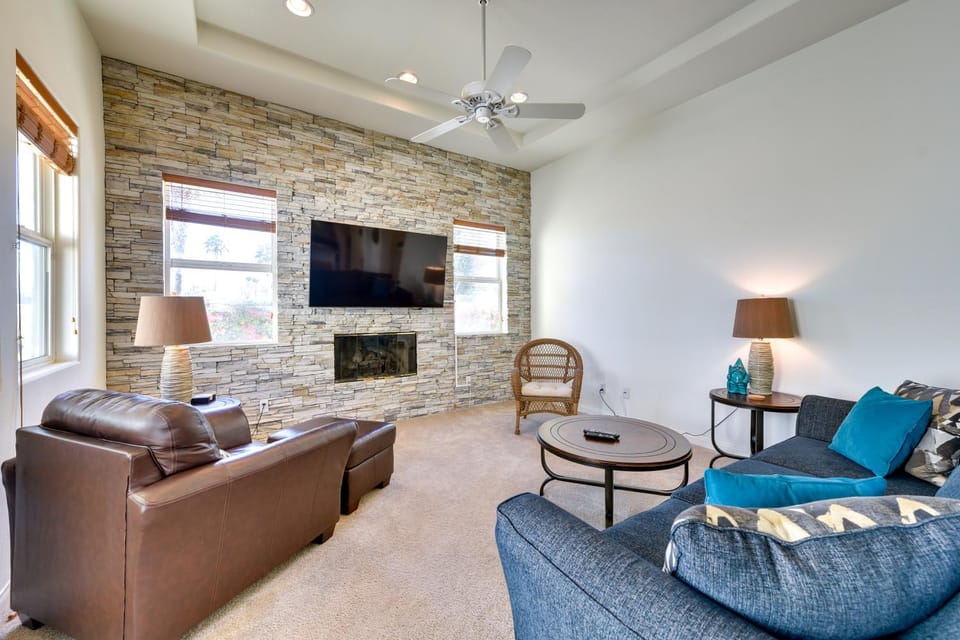 Pool & Hot Tub Access: La Quinta Vacation Home House in La Quinta