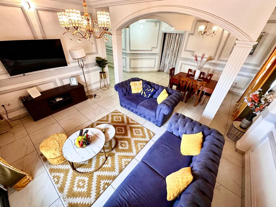 Communal lounge/ TV room, TV and multimedia, Living room
