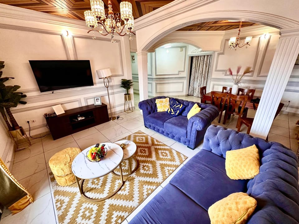 Communal lounge/ TV room, TV and multimedia, Living room