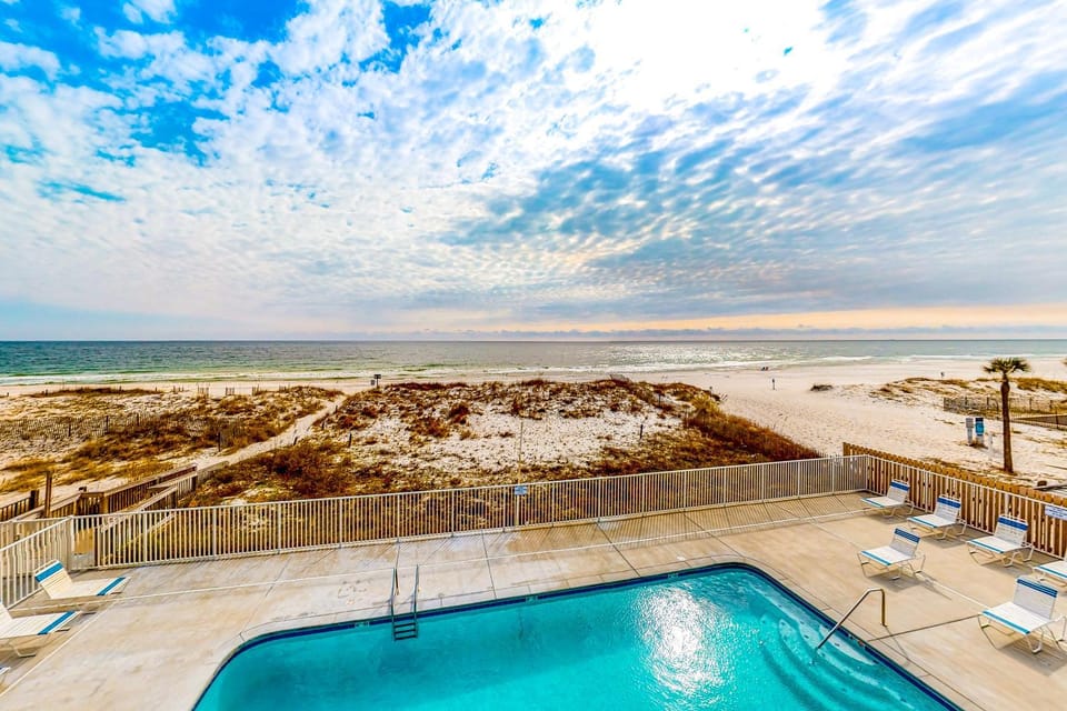 Buena Vista 405 Apartment in West Beach
