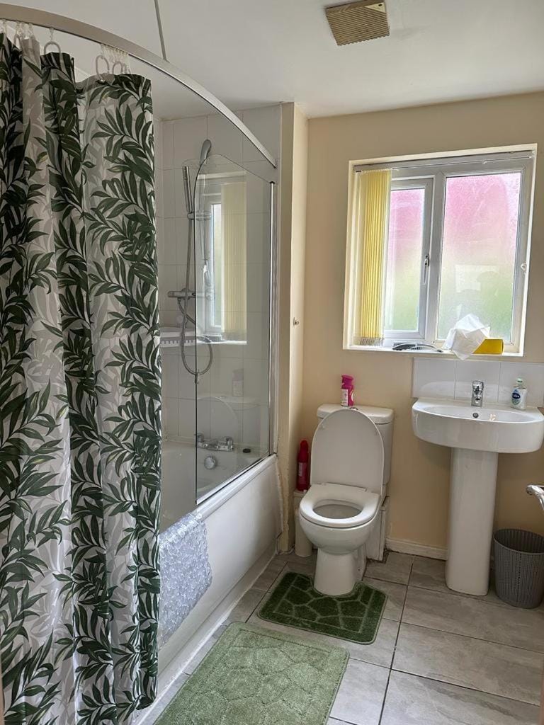 Rooms 7 minutes from Etihad Bed and Breakfast in Manchester