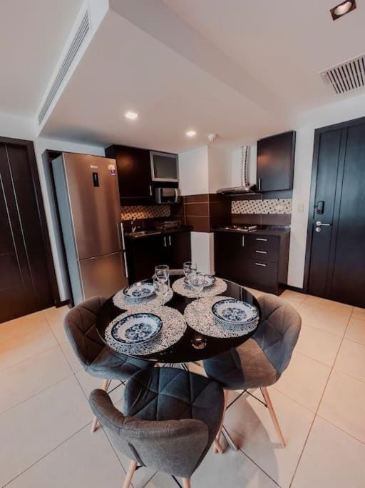 Puerto Santa Ana Apto. check in automático+Parqueo Apartment in Guayaquil