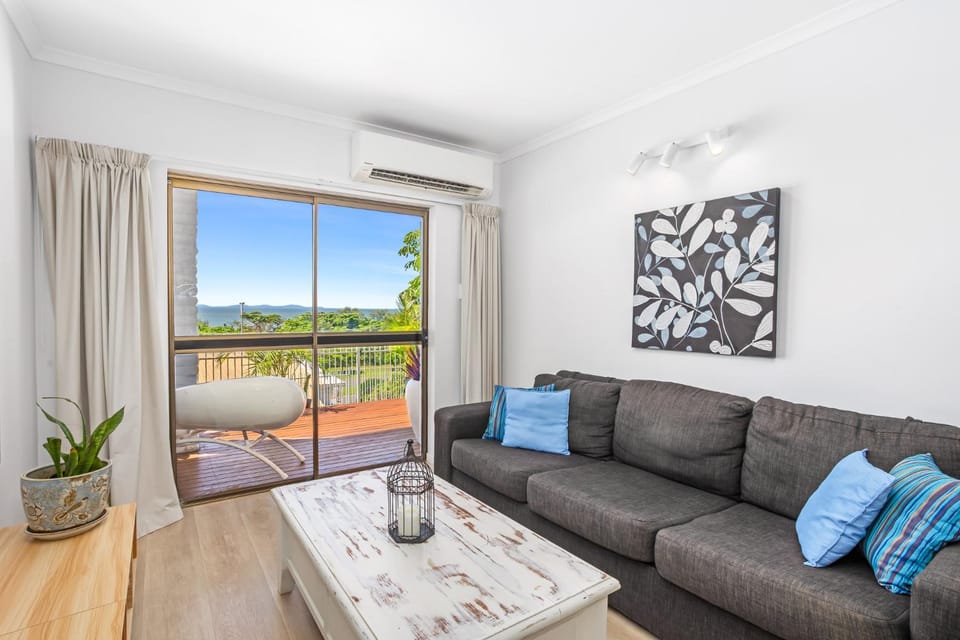 TV and multimedia, Living room, Seating area, Dining area, Beach, Sea view, Breakfast, Sunrise, Sunset