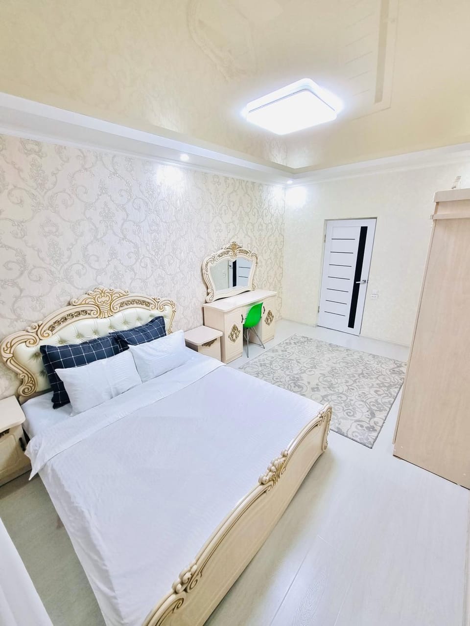 - Enjoy Your Privacy - Apartment in Europe