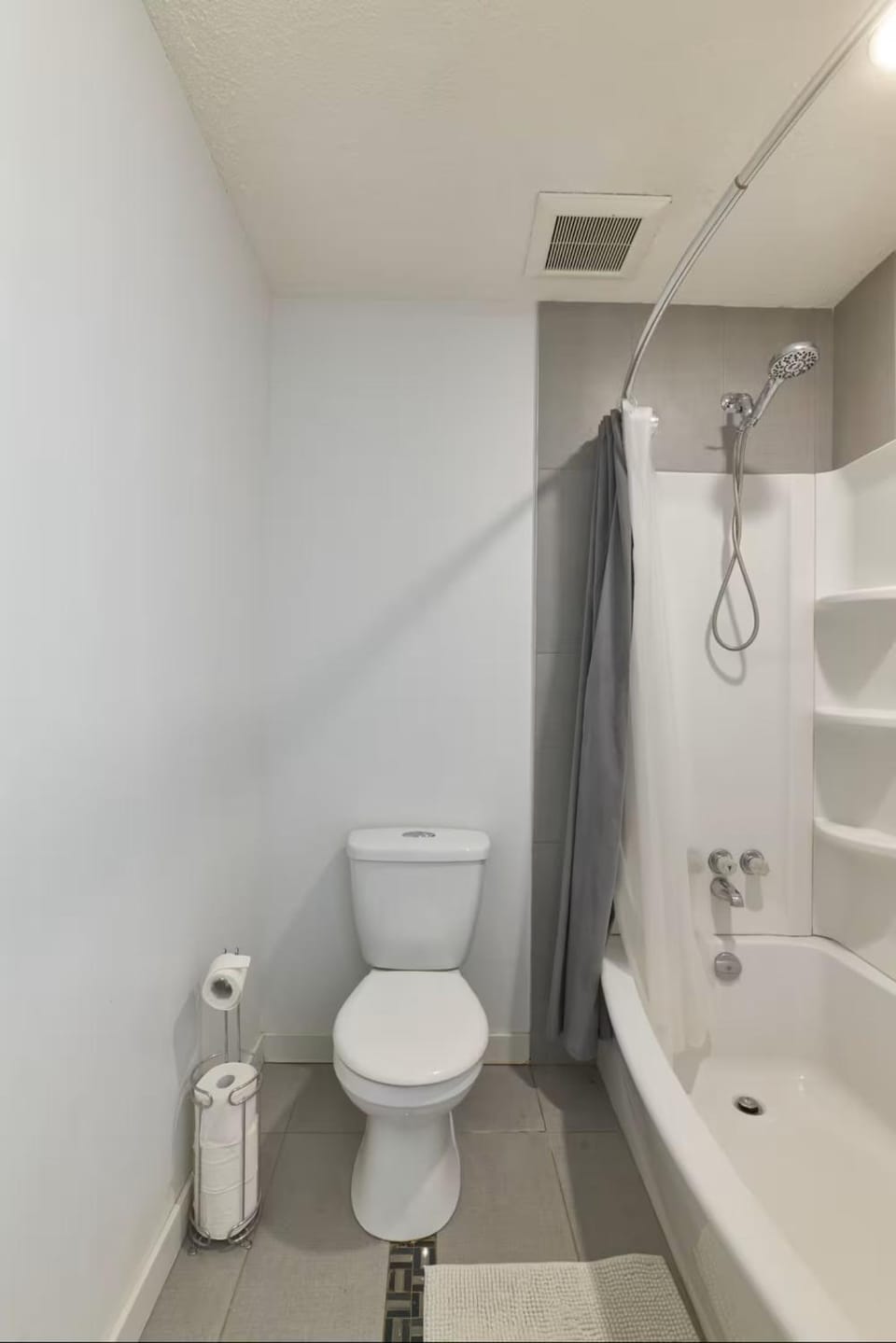 Shower, Toilet, Bathroom, Bath