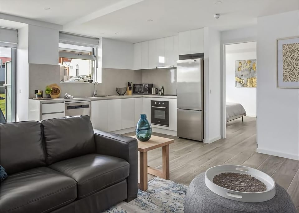 Salt 4 Getaway Luxury for 2 Apartment in Melbourne Road