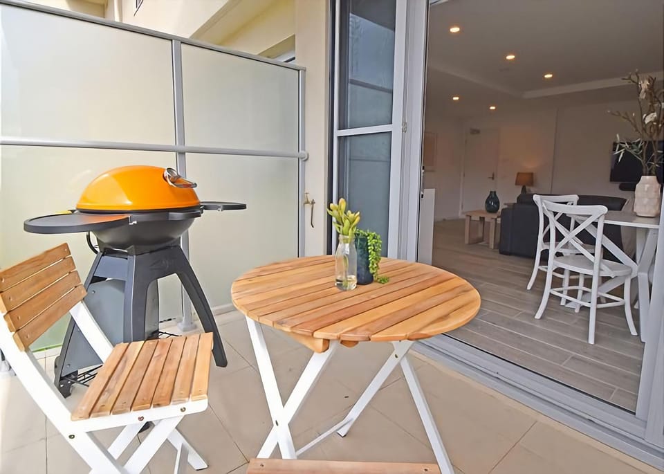 Salt 4 Getaway Luxury for 2 Apartment in Melbourne Road