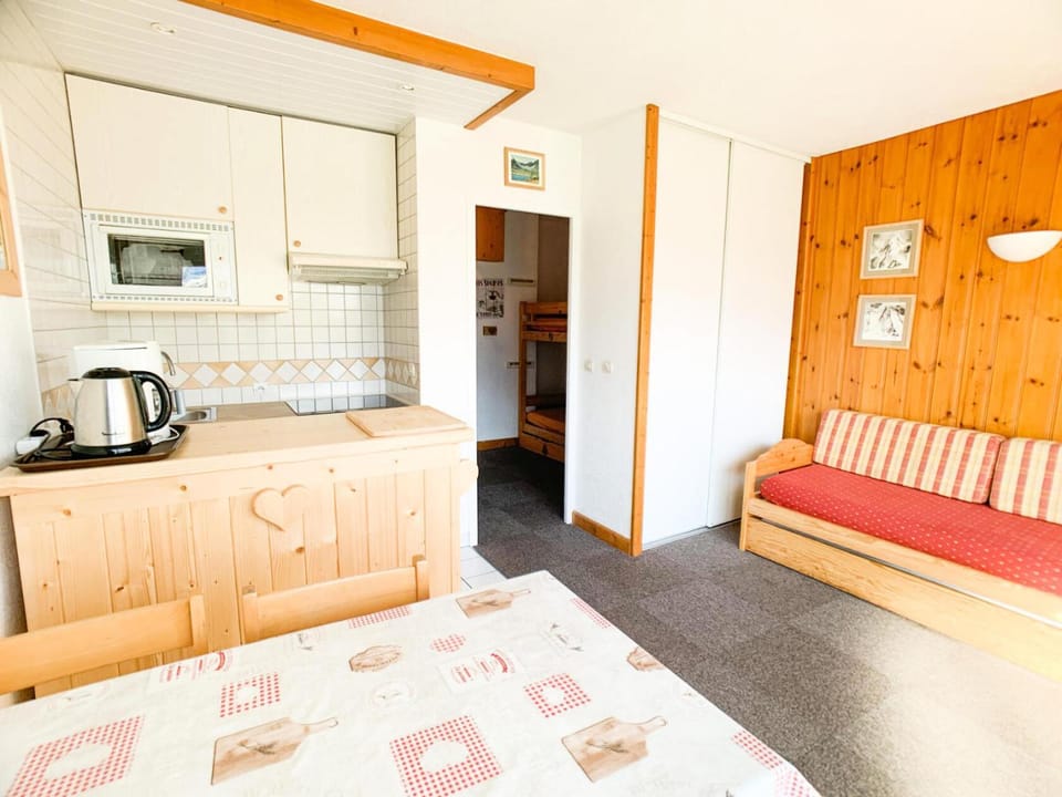 Résidence Santon - Studio lumineux·Proche des pistes et des commerces MAE-9504 Apartment in Tignes