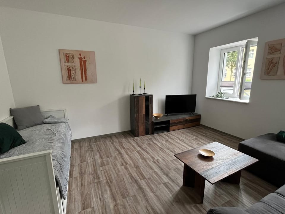 Bed, Living room