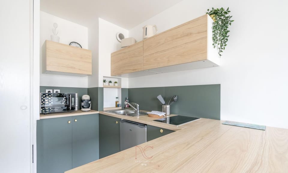 Coffee/tea facilities, Kitchen or kitchenette, minibar, toaster