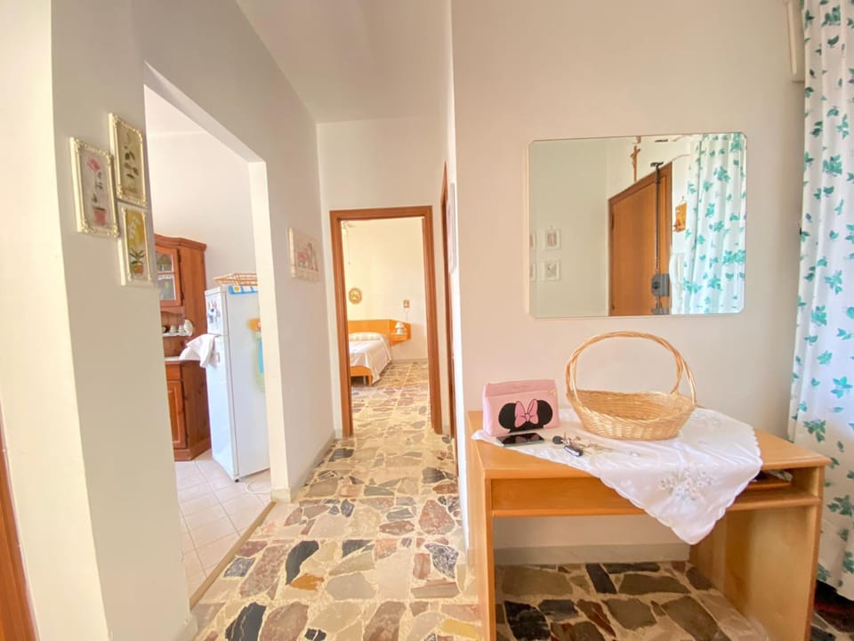 Seating area, Bedroom