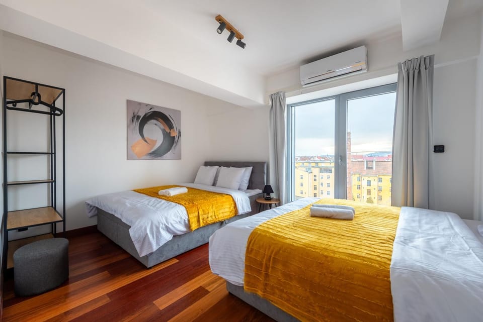 Bed, Bedroom, air conditioner