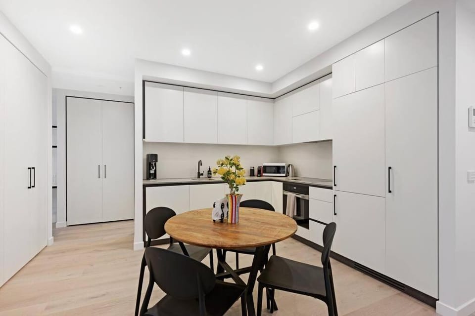 Love Peace and Style Apartment in Melbourne