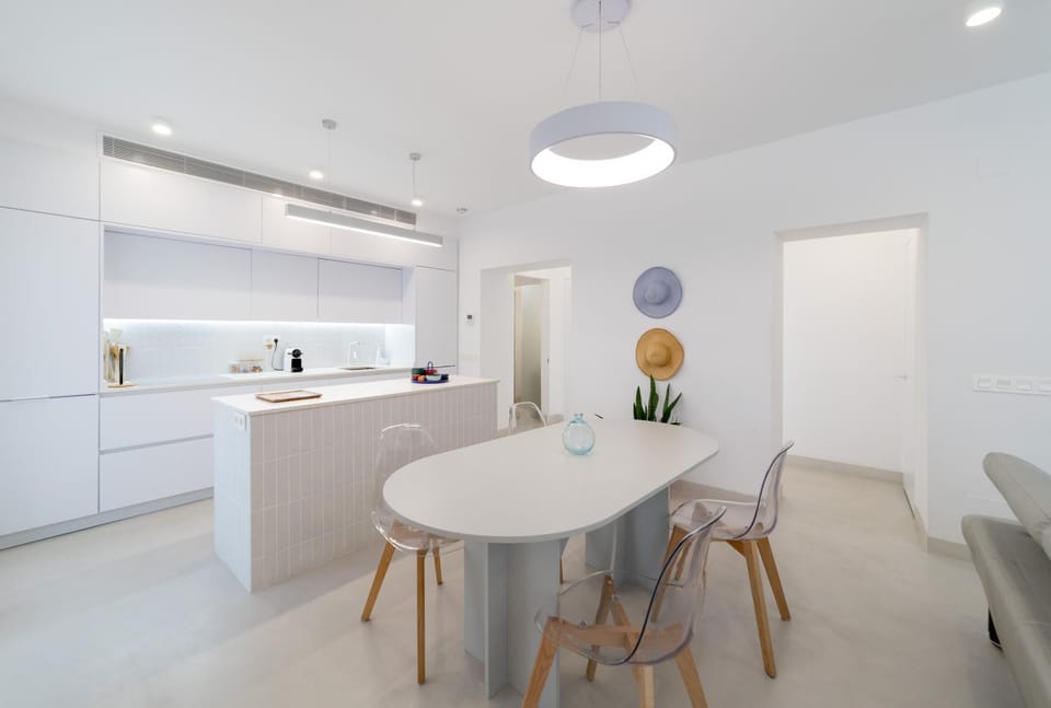 Balcony/Terrace, Kitchen or kitchenette, Dining area, Sea view, kitchen, air conditioner
