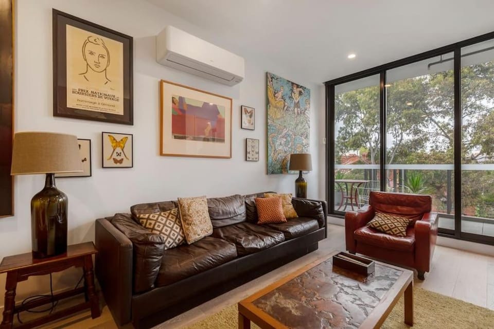 Lovely 2 bedroom unit in North Melbourne - 03068 Apartment in Melbourne