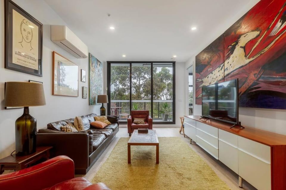 Lovely 2 bedroom unit in North Melbourne - 03068 Apartment in Melbourne