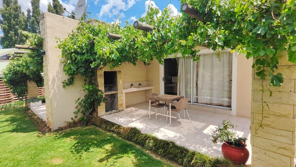 Patio, BBQ facilities