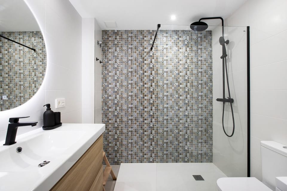 Bathroom, Living room