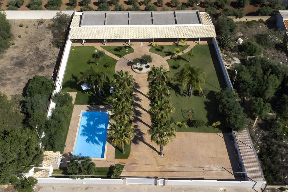 Property building, Swimming pool