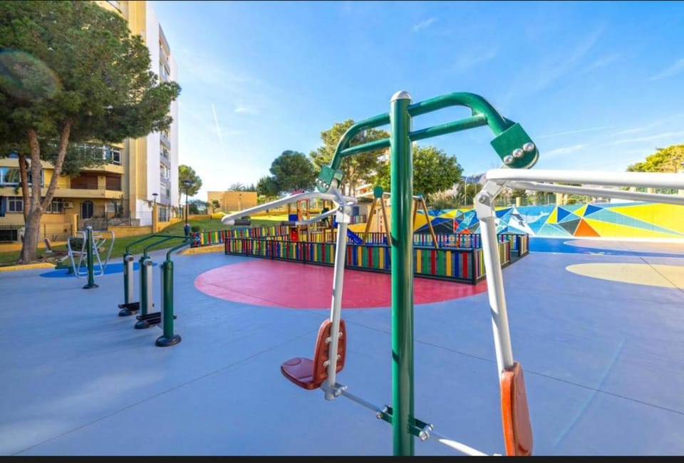 Apartamento 83 m2 Vista PLAYA MAR- La Torre- Apartment in Torremolinos