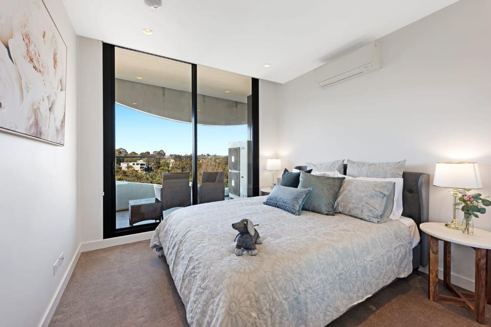 Luxury overlooking the Yarra - 01663 Apartment in Abbotsford