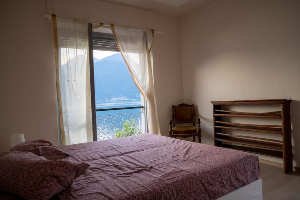 [COMO LAKE VIEW] Regina Apartment Apartment in Province of Lecco