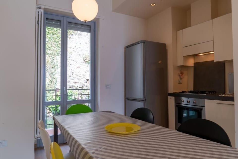 [COMO LAKE VIEW] Regina Apartment Apartment in Province of Lecco