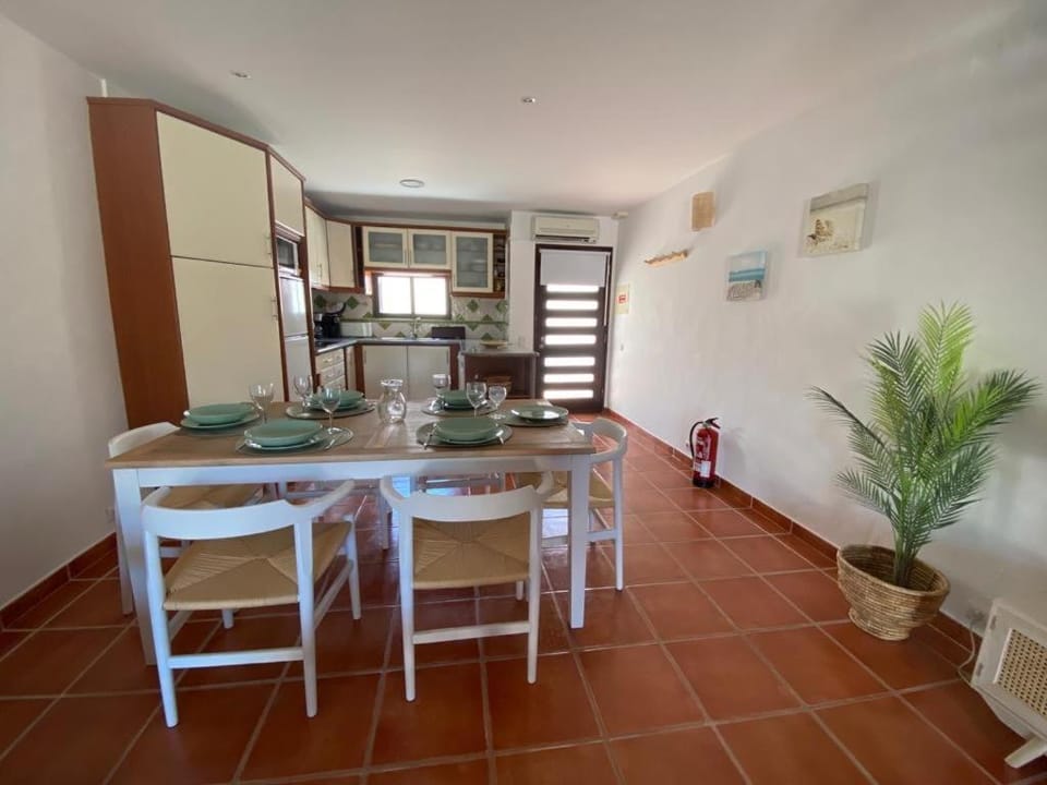 Beach Villa Alfamar Praia da Falésia House in Olhos de Água