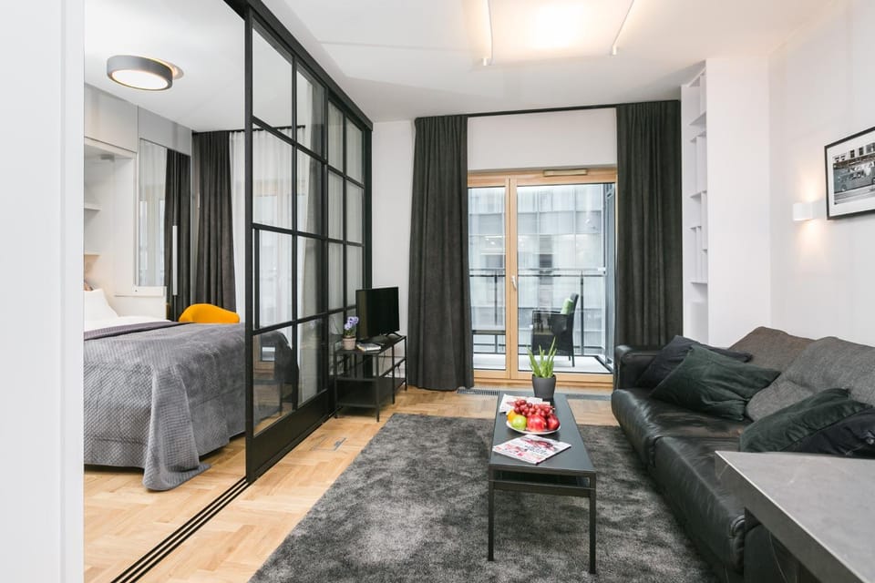 Bed, Living room, Photo of the whole room, Seating area, Bedroom