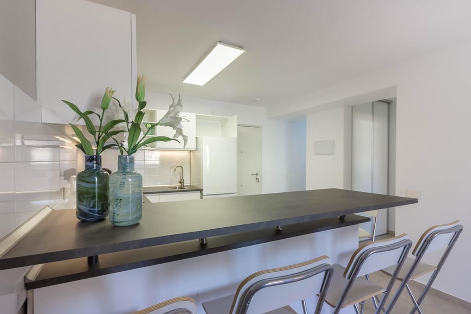 Dining area, oven, stove