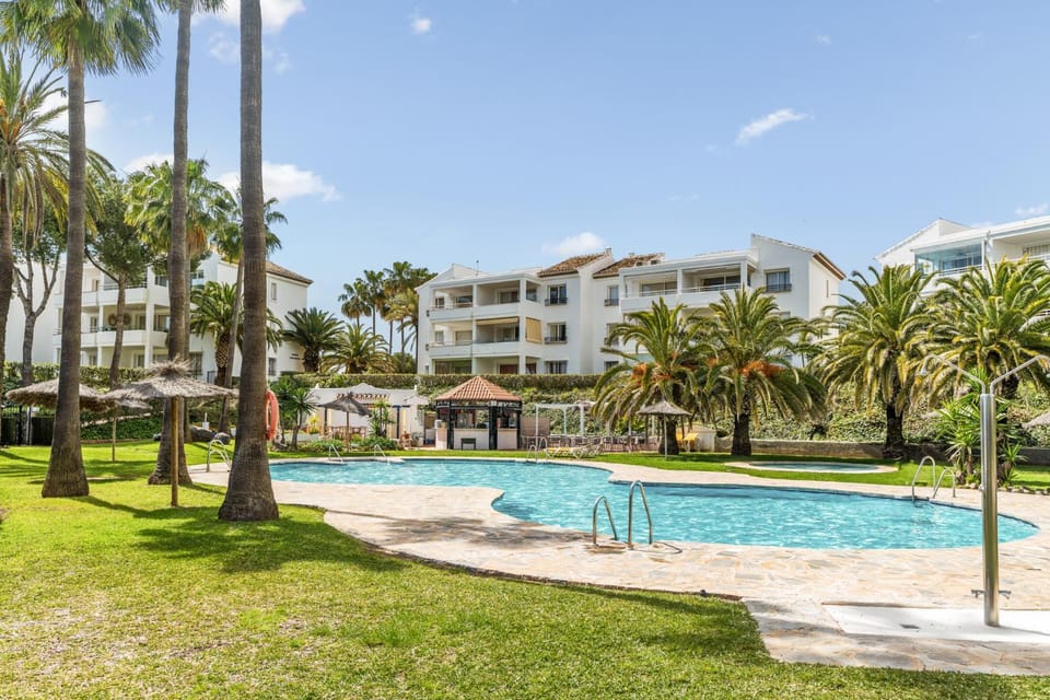 Sunny Apartament with a view to Gibraltar in Miraflores Apartment in Costa del Sol