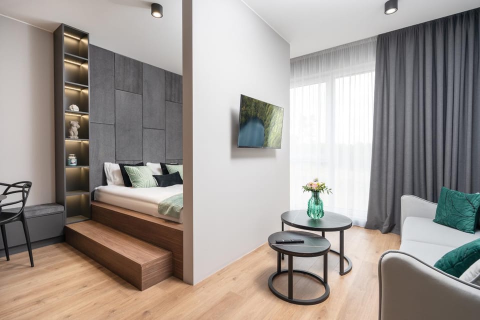 Bed, Living room, Photo of the whole room, Bedroom