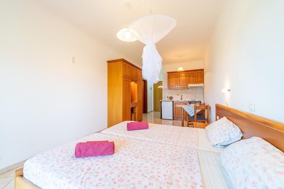 Property building, Living room, Bedroom