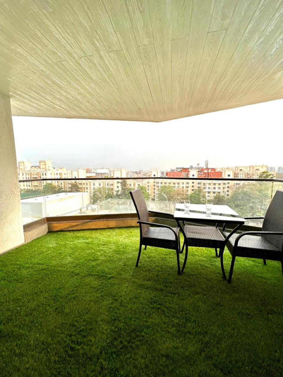 Seandee - Lush Private Rooms in Viman Nagar Bed and Breakfast in Pune